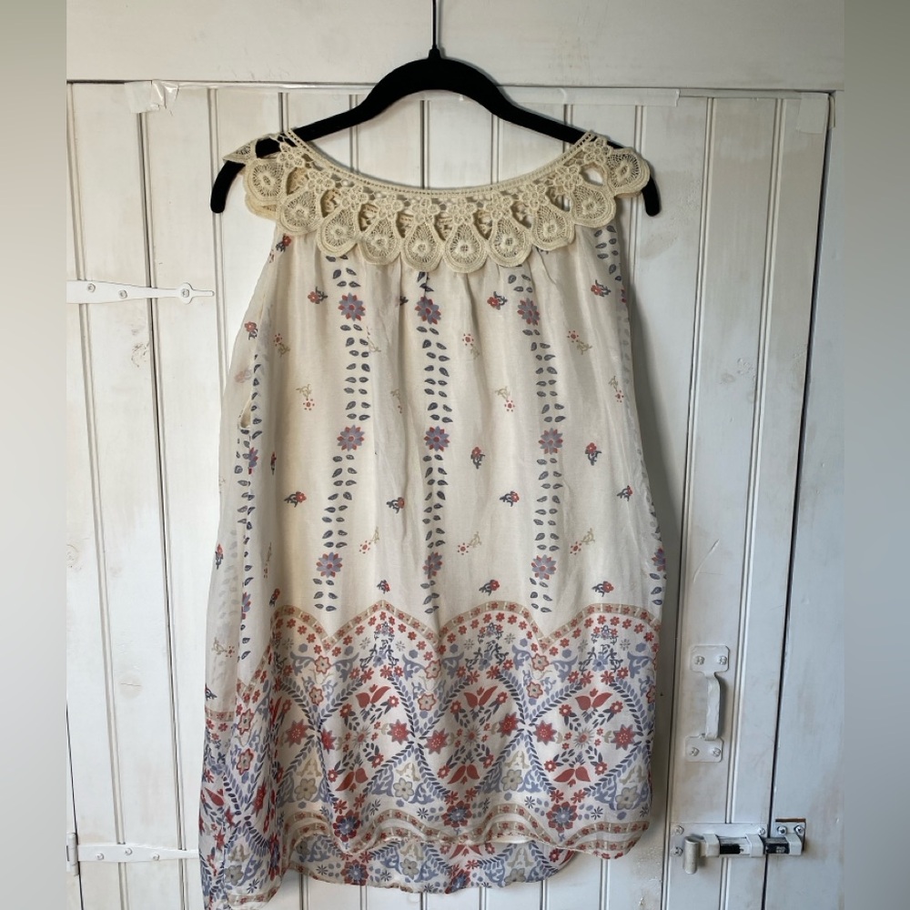 Italian Silk Sleeveless Floral Top Blouse Lace Collar Large